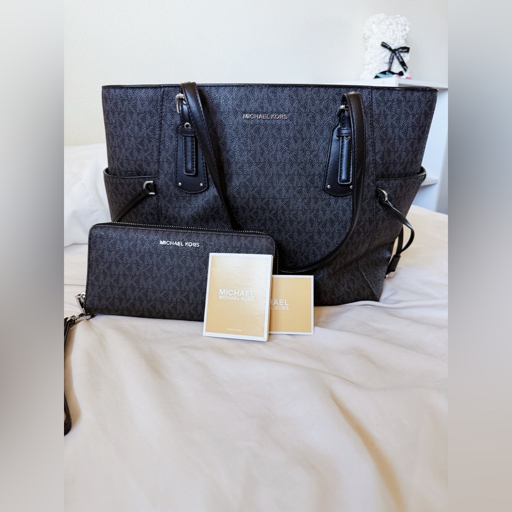 Michael Kors Jet Set Large Black Tote Bag and Wallet Set 🖤🩶